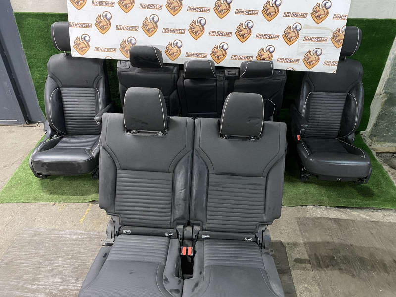 Cалон Land Rover Discovery 5