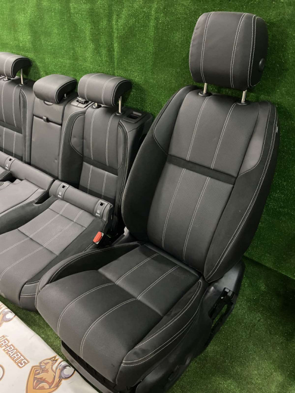 Cалон Range Rover Velar