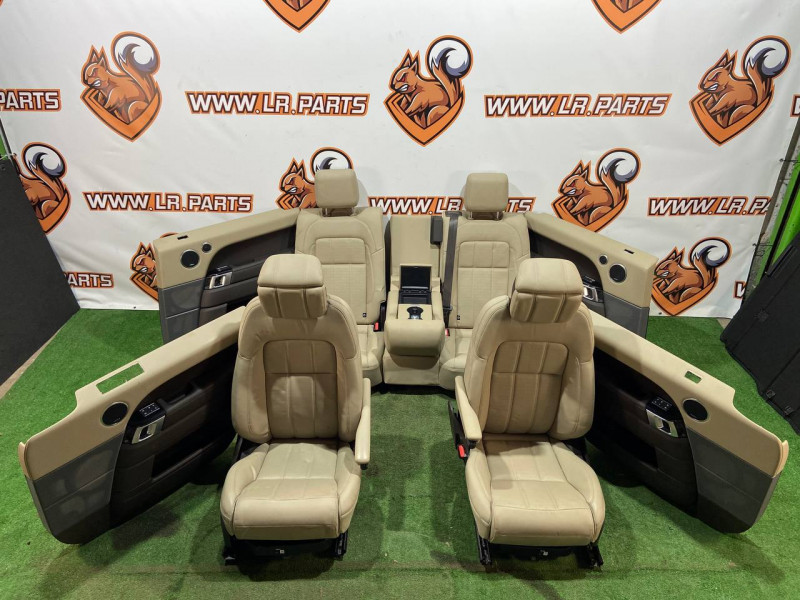 Seats Range Rover Sport L494