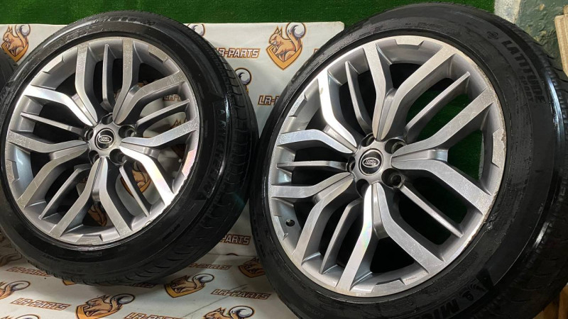 R21 LR062327 Range Rover Sport L494